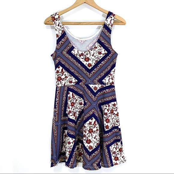 H&M Bohemian Print Fit & Flare Dress - Picture 2 of 7